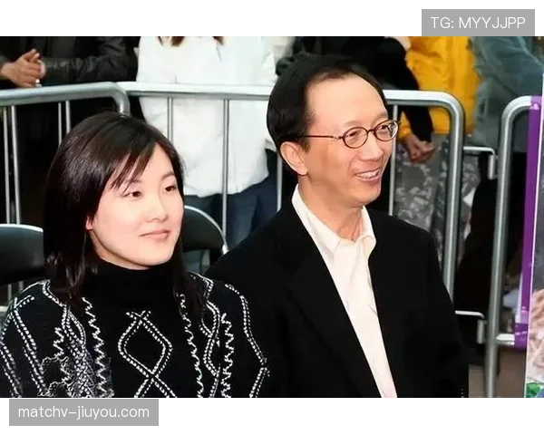 伏明霞跳水拿金牌那会儿，家里还在为她省训练费吃咸菜呢